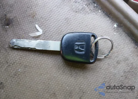 2002 Honda Cr-V Lx from USA, damaged, VIN JHLRD68472C018652